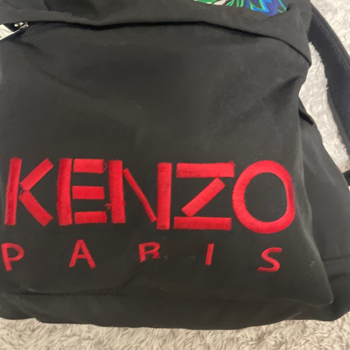 ブラック　プリント　ロゴ刺繍　ケンゾー　KENZO 万能リュック　軽量　大容量 バックパック