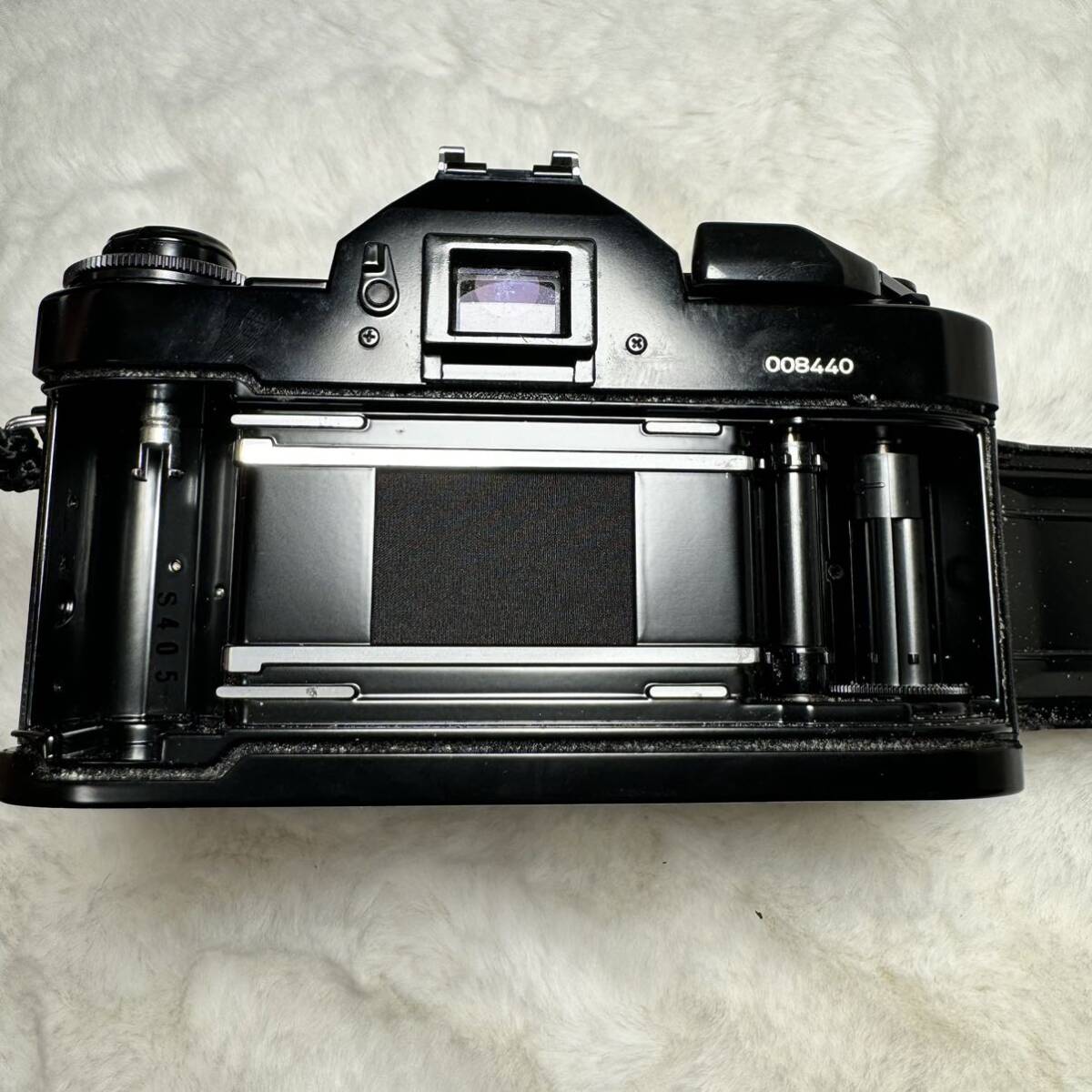 1円 Canon A-1 ボディ レンズ 28mm 1:2.8 フィルムカメラ 動作未確認の画像6