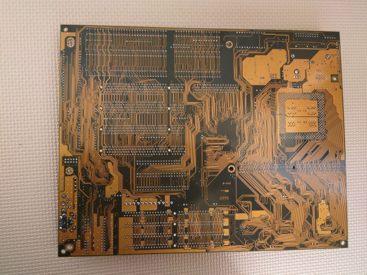 【ジャンク品】動作未確認 ASUS P/I-P55T2P4 REV. 2.1 マザーボード_画像5