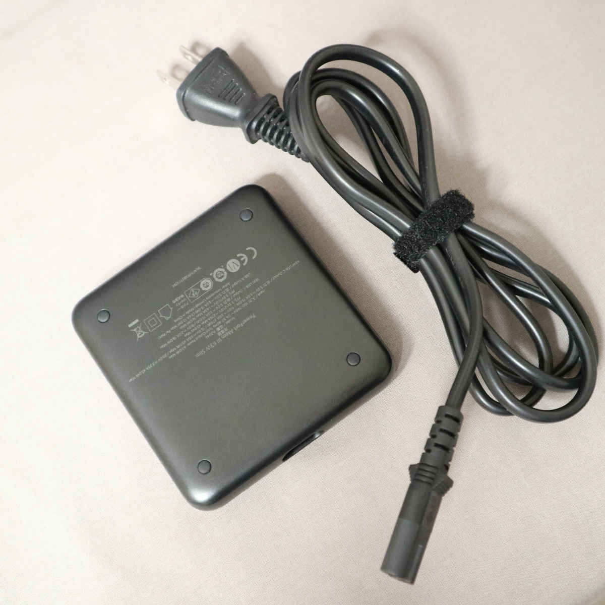 【美品】Anker PowerPort Atom III 63W Slim GaN PD対応充電器 4ポート【動作確認済】の画像7