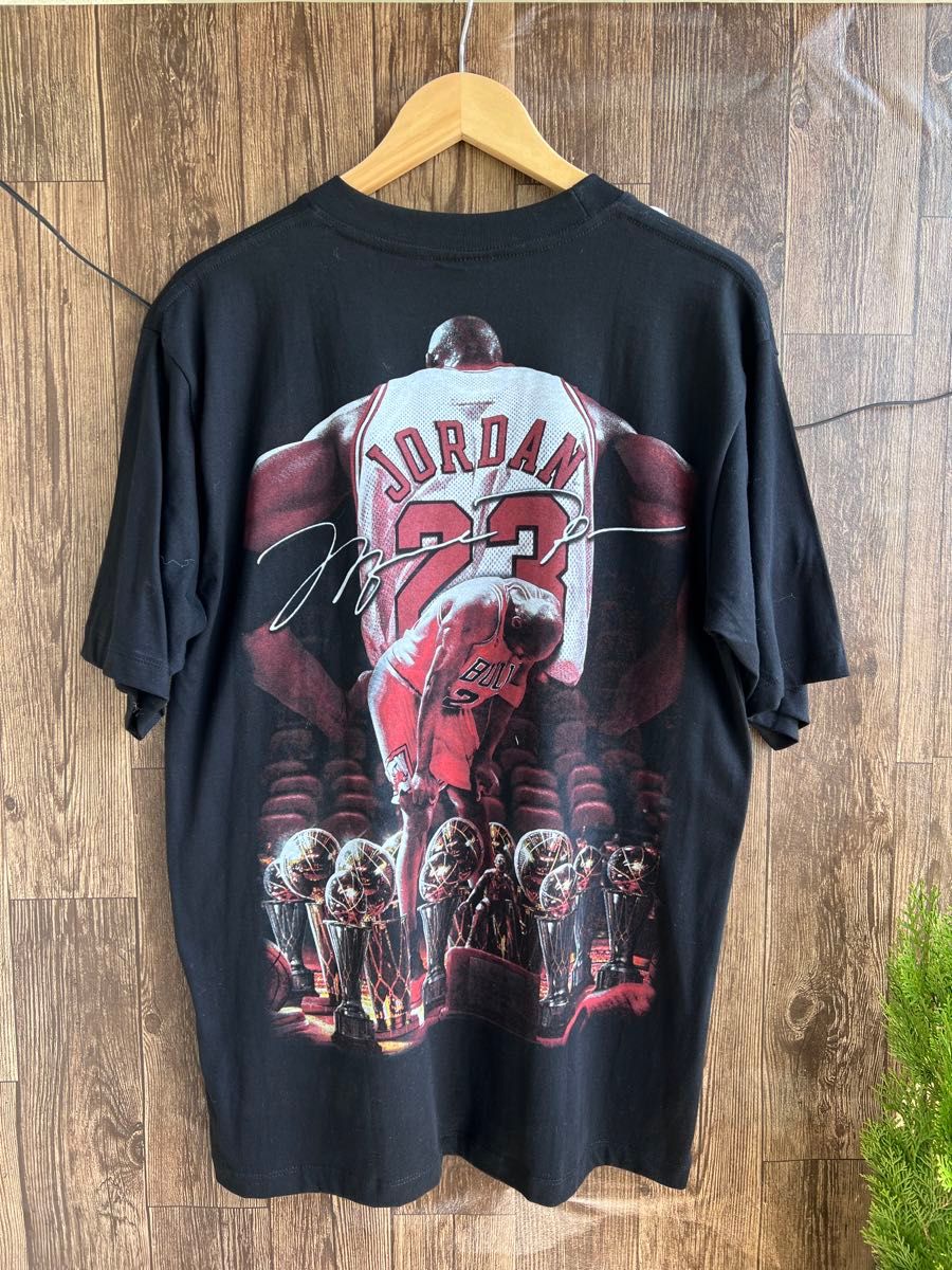 ジョーダン Jordan Bulls ブルズ NBA バスケ　Tシャツ