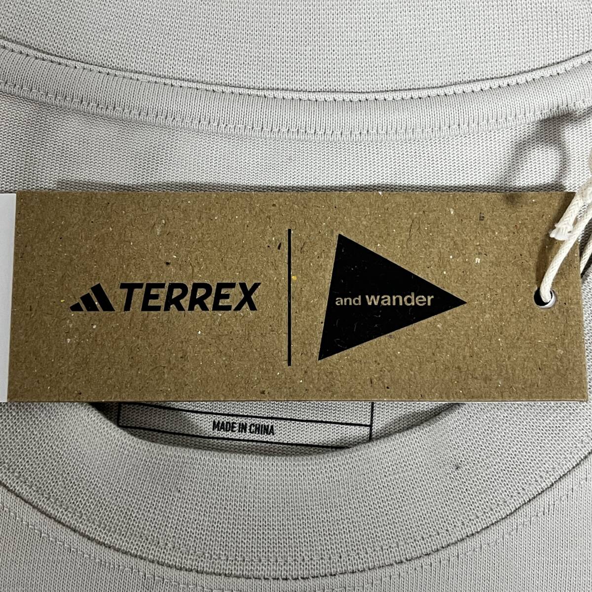 adidas TERREX(アディダス テレックス) x and wander(アンドワンダー) - コラボ グラフィックTシャツ XLサイズ (タグ付き新品未使用品)_実物④