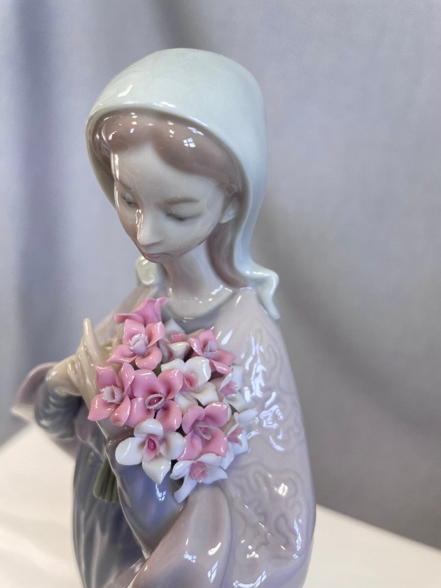 ［道］LLADRO リヤドロ 『花を持つマリア』 #5171 フィギュリン 陶器人形 結婚祝_画像5