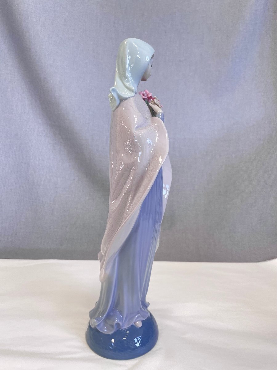 ［道］LLADRO リヤドロ 『花を持つマリア』 #5171 フィギュリン 陶器人形 結婚祝_画像2
