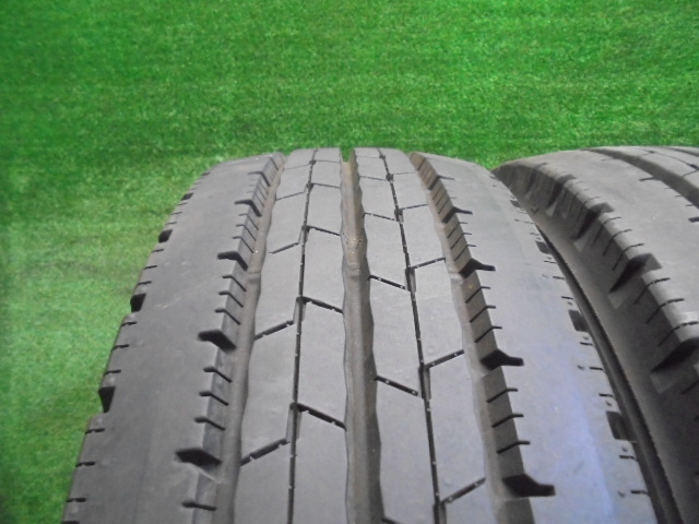 5FE307 AF4)) 送料無料 2022年製 195/75R15 109/107N LT ダンロップ ENASAVE SPLT50M 15インチ夏タイヤ4本セット トラック_画像2