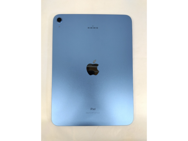 ★105　【中古/訳アリ】 iPad Air 10.9インチ 第10世代 Wi-Fi 64GB 2022年春モデル 刻印あり_画像2