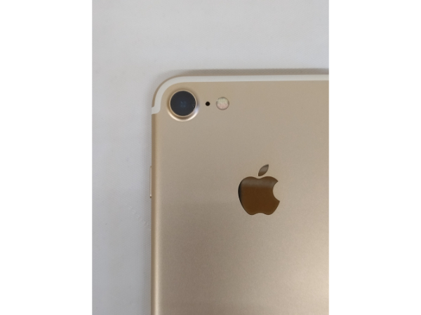 ★116　【中古】 Apple iPhone 7 32GB au MNCG2J/A 〇判定_画像4