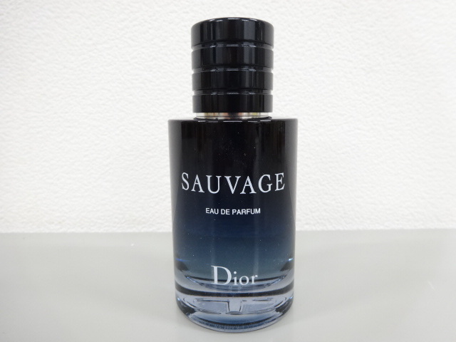 残量9割以上 ほぼ満量 Christian Dior クリスチャン ディオール SAUVAGE ソヴァージュ 60ml オードパルファム EDP 香水 フレグランス_画像1