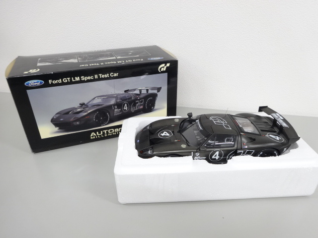 新品 未使用品 AUTO art MILLENNIUM オートアート ミレニアム Ford GT LM Spec Ⅱ Test Car フォード ミニカー 1:18 ブラック 黒_画像1