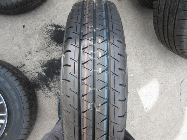 軽トラ、バン用 145/80R12 86/84NLT YOKOHAMA BluEarth-Van PR55 2023年 ライン入り 社外アルミ付4本セットの画像7