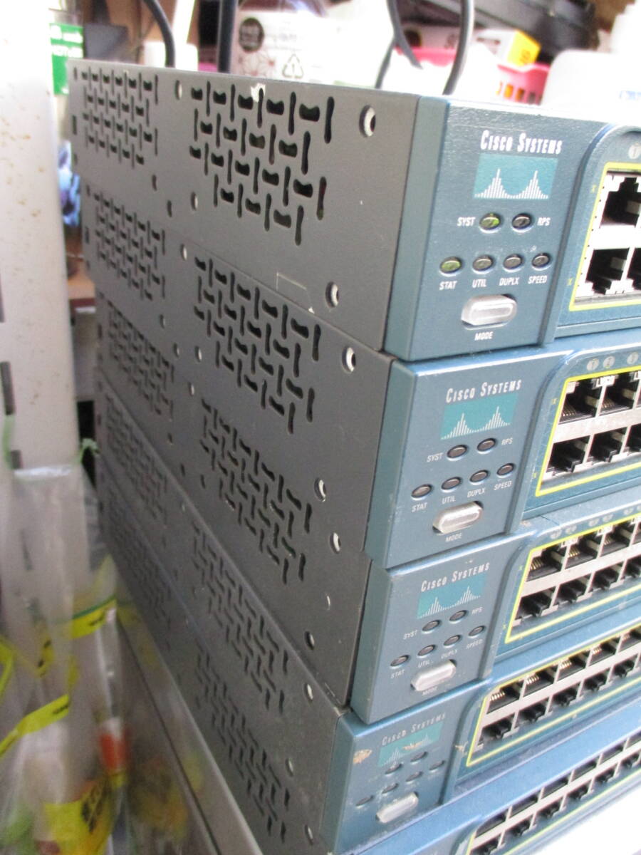 Cisco Catalyst 2950 SERIES （WS-C2950G-24-EI）5台セット ★通電確認 本体のみ ★No:875/2_画像5