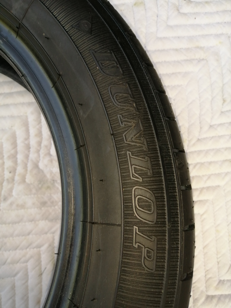 ダンロップタイヤ　エナセーブ軽用155/65R14バリ山　1本のみ　売り切り_画像2