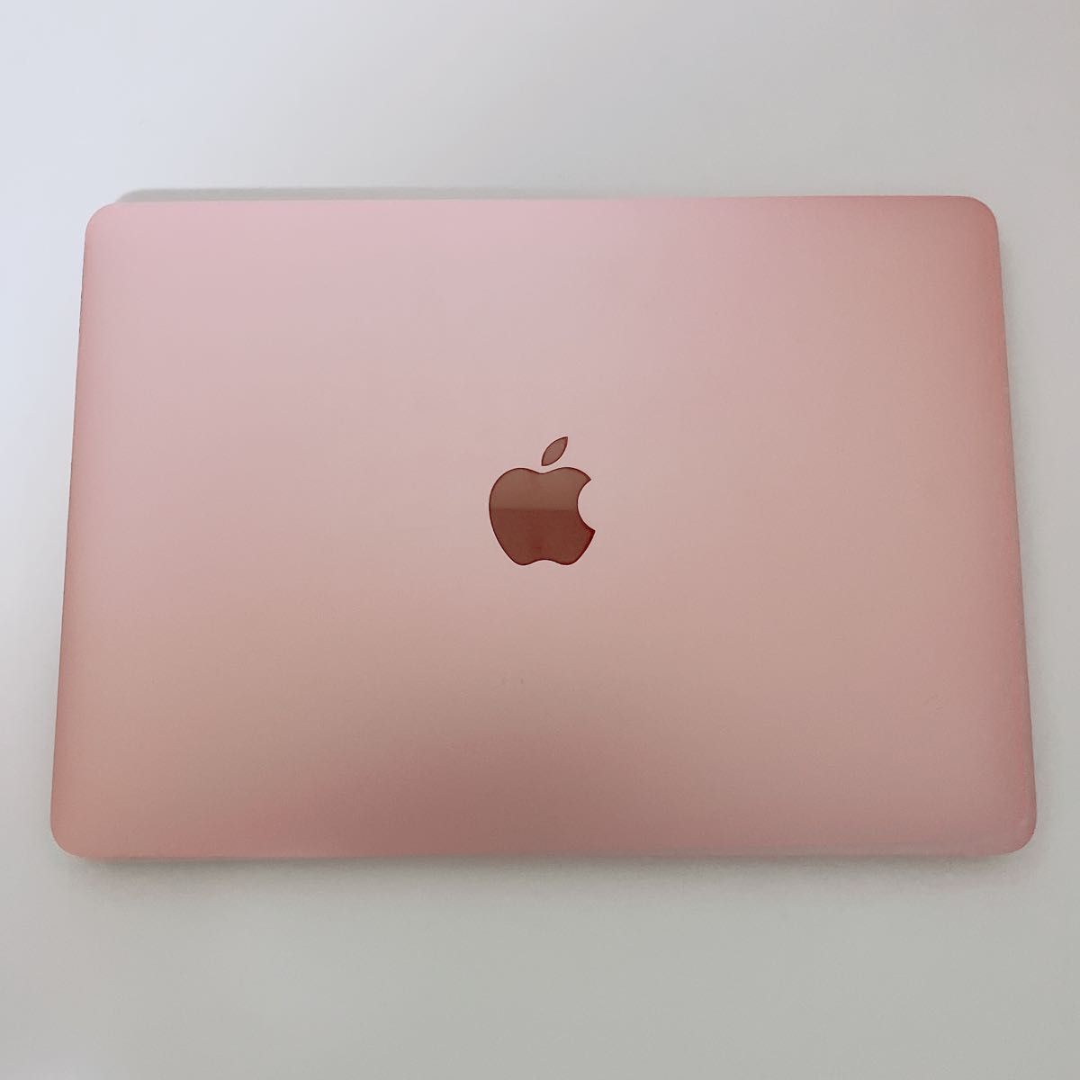 【美品】MacBook爆速SSD256GB 8GBパソコンPC ローズ2017年