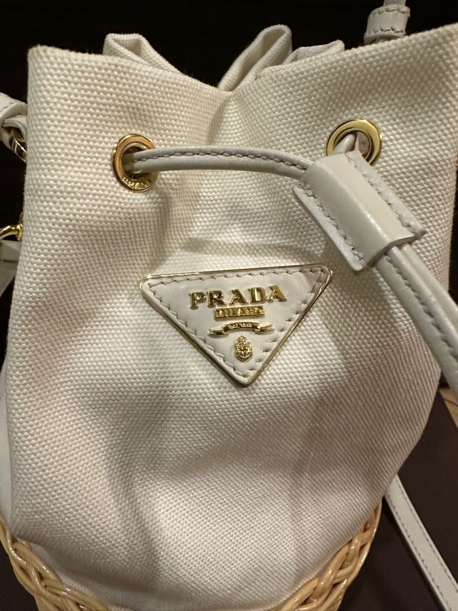 プラダ(PRADA) ショルダー　カゴバッグ