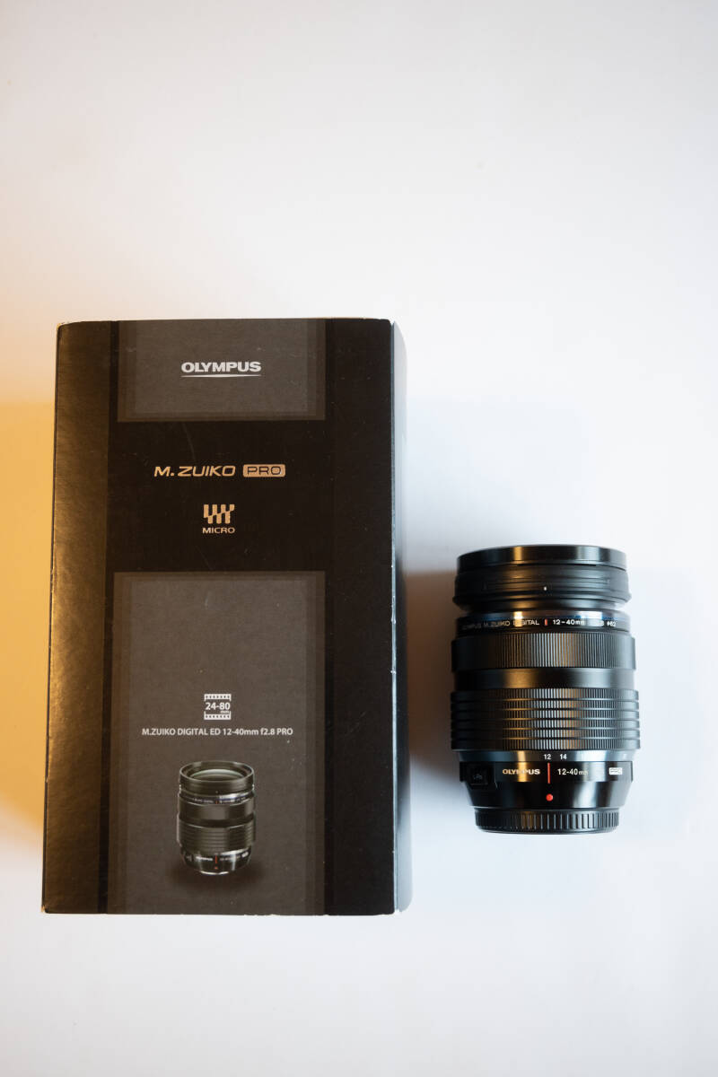 【中古良品】OLYMPUS M.ZUIKO DIGITAL ED 12-40mm F2.8 PRO ★ マイクロフォーサーズ ★ ズームレンズ ★ 中古 オリンパス_画像2