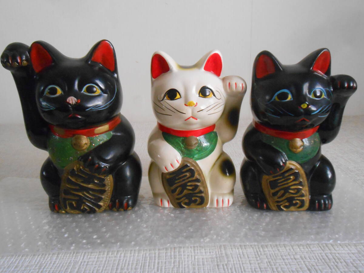 招き猫　貯金箱　使用済み　中古品　3ヶ_画像1