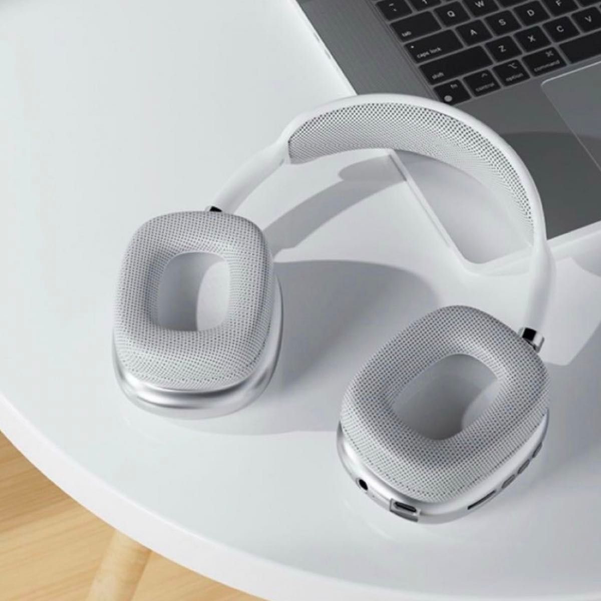 【シルバー】Bluetooth ヘッドフォン　ワイヤレスヘッドフォン　互換品　高音質　新品