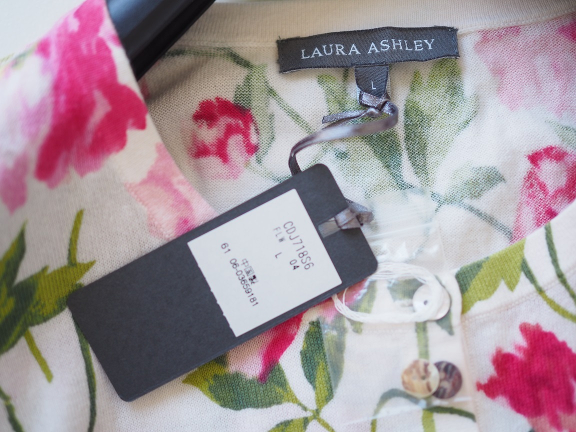 新品★LAURA ASHLEY（ローラアシュレイ）★花柄 カーディガンの画像4