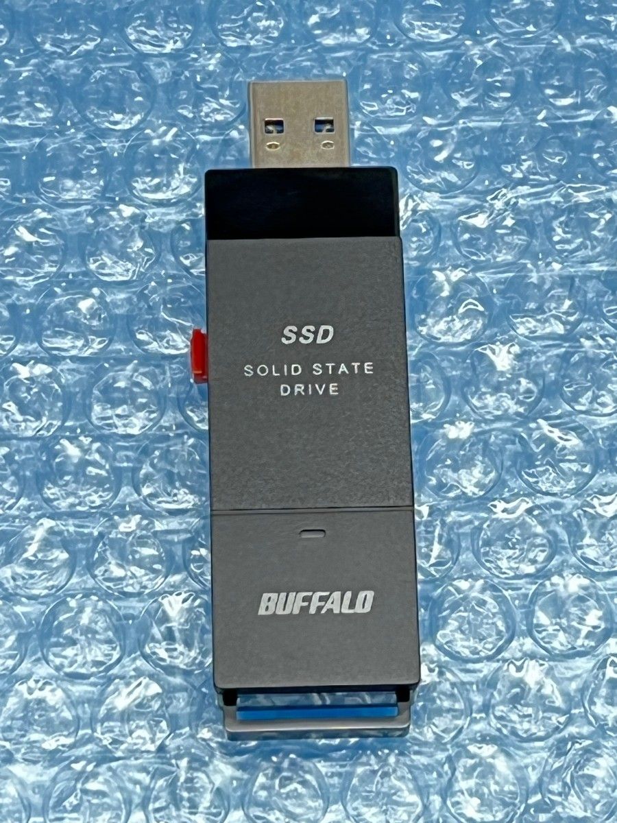 ★美品★　BUFFALO　スティック型SSD 500GB　[テレビ録画/PC/PS5向け　耐衝撃＆耐振動＆高速化]　USB3.2