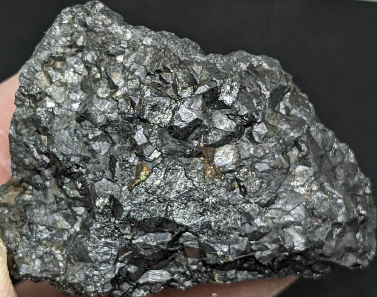 ★良質な鉄鉱石 磁鉄鉱原石61g no7 国産鉱物 国産鉱物標本の画像1