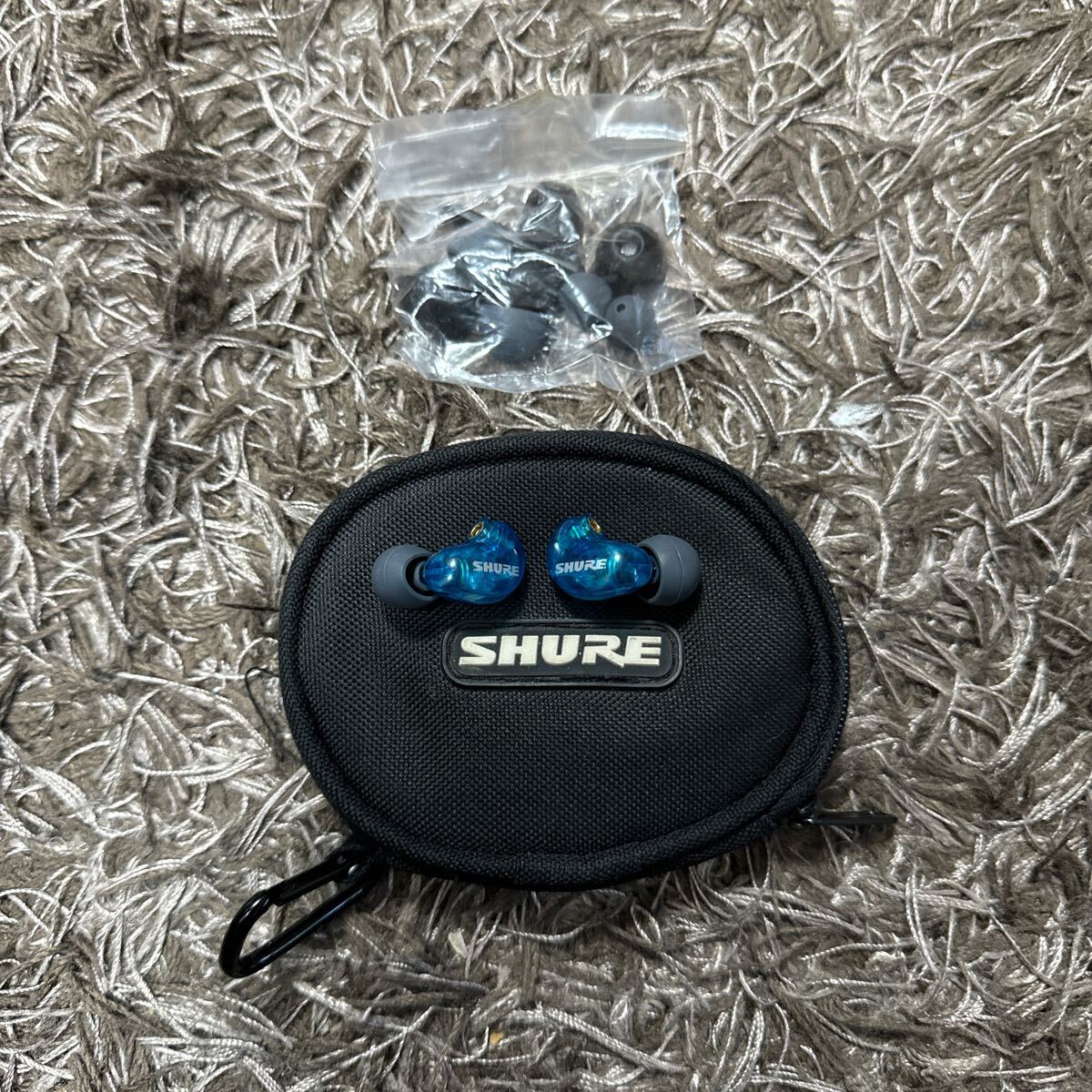 SHURE SE215 Special Edition SE215SPE-A トランスルーセントブルー_画像1