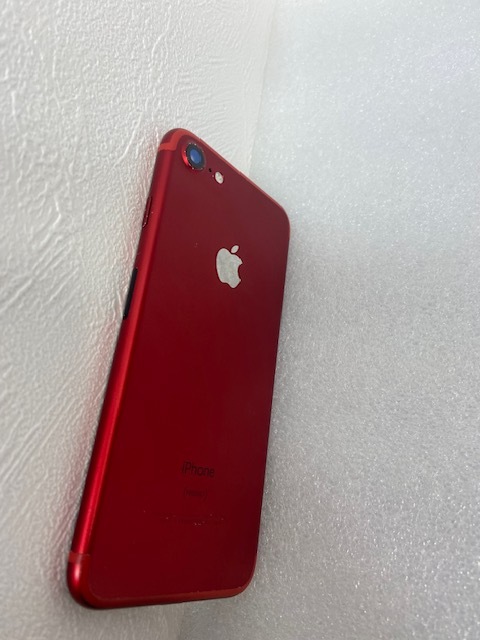 Apple アップル iPhone7 アイフォン 128GB RED レッド MPRX2J/A 利用制限◯ SIMロック解除済 バッテリー 最大容量83％ _画像3