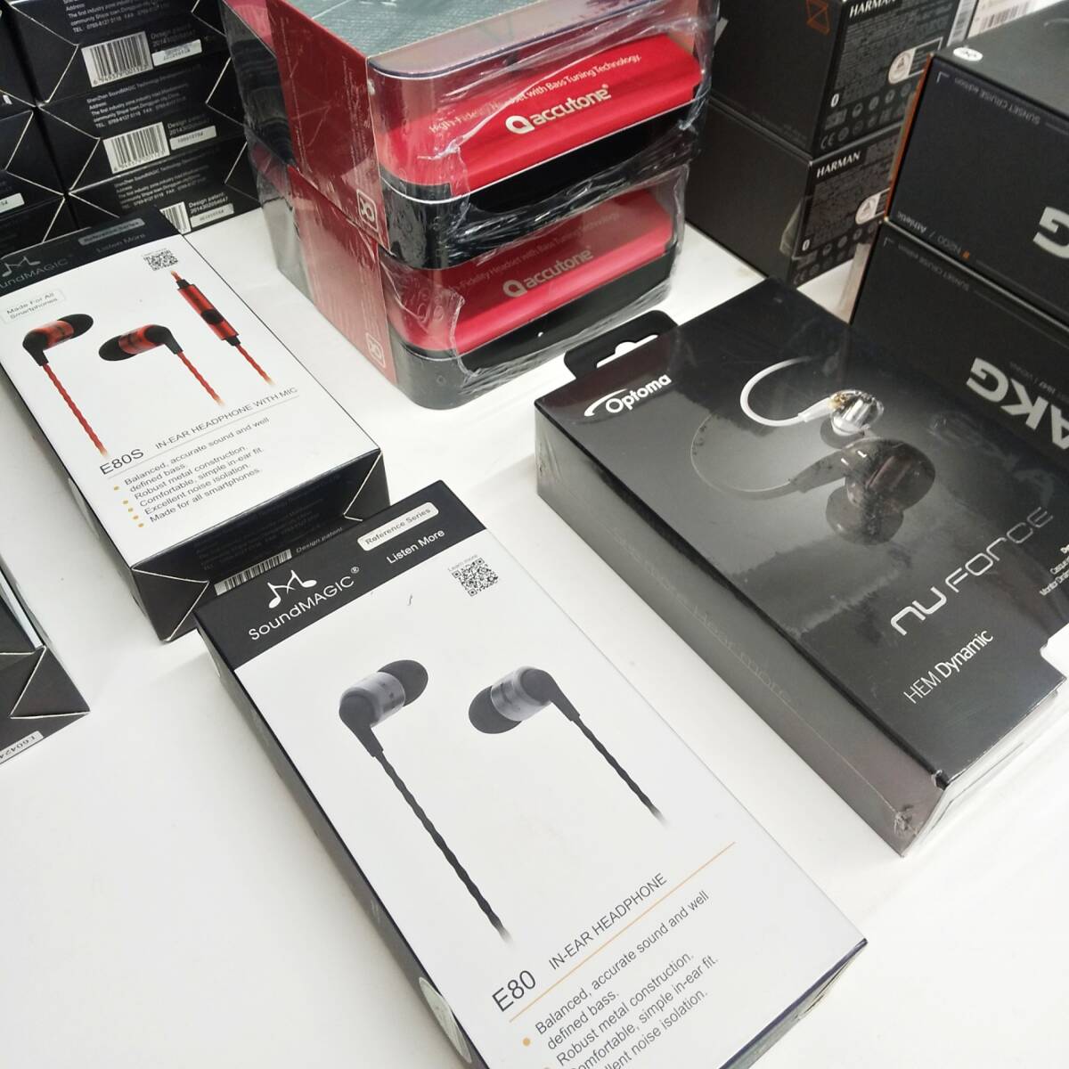 イヤホン 33個 まとめて SoundMAGIC AKG accutone Nu Force カナル イヤフォン R2404-176_画像9