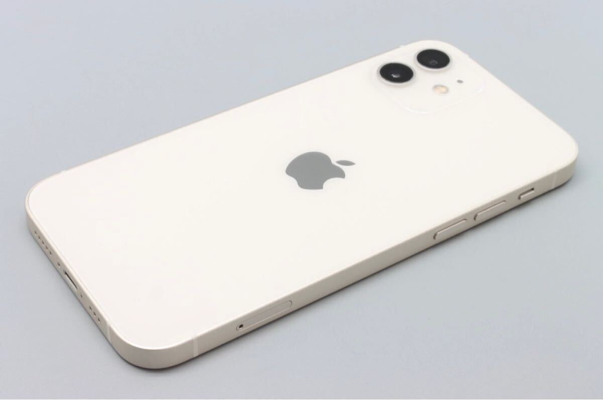 美品 Apple iPhone12 128GB ホワイト docomo版 SIMフリー_画像1