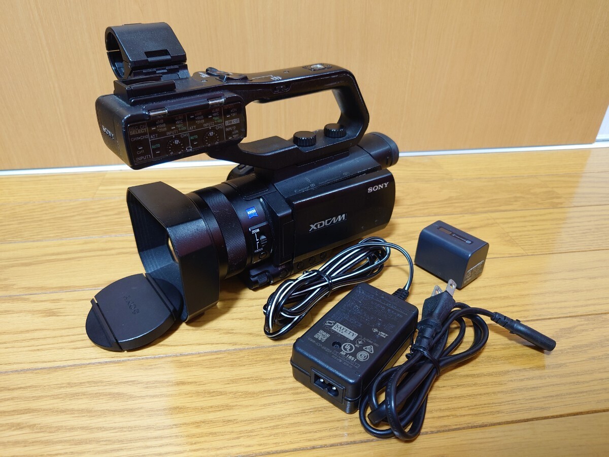 SONY PXW-X70 業務用ビデオカメラ ジャンク扱い  液晶割れ XDCAM ソニー AVCHD XAVC PXW-Z90 HXR-NX80 などお探しの方の画像1