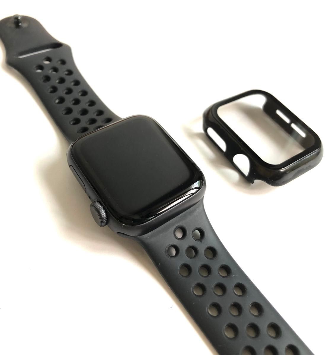 Apple Watch Nike SE アップルウォッチ ナイキ GPS ・充電器・カバー セット|Yahoo!フリマ(旧PayPayフリマ) Apple Watch Nike SE アップルウォッチ ナイキ GPS ・充電器・カバー セット|Yahoo!フリマ(旧PayPayフリマ)
