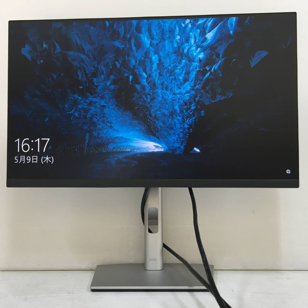 ☆【美品】Dell P2422H ワイド液晶モニター 23.8インチ フルHD（1920x1080）D-Subx1/HDMI1.4x1/DisplayPortx1 動作品_画像2