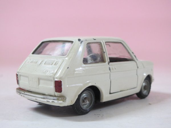 68013■　Mebetoys　フィアット 126　Fiat 126　 メーベトーイ_画像3