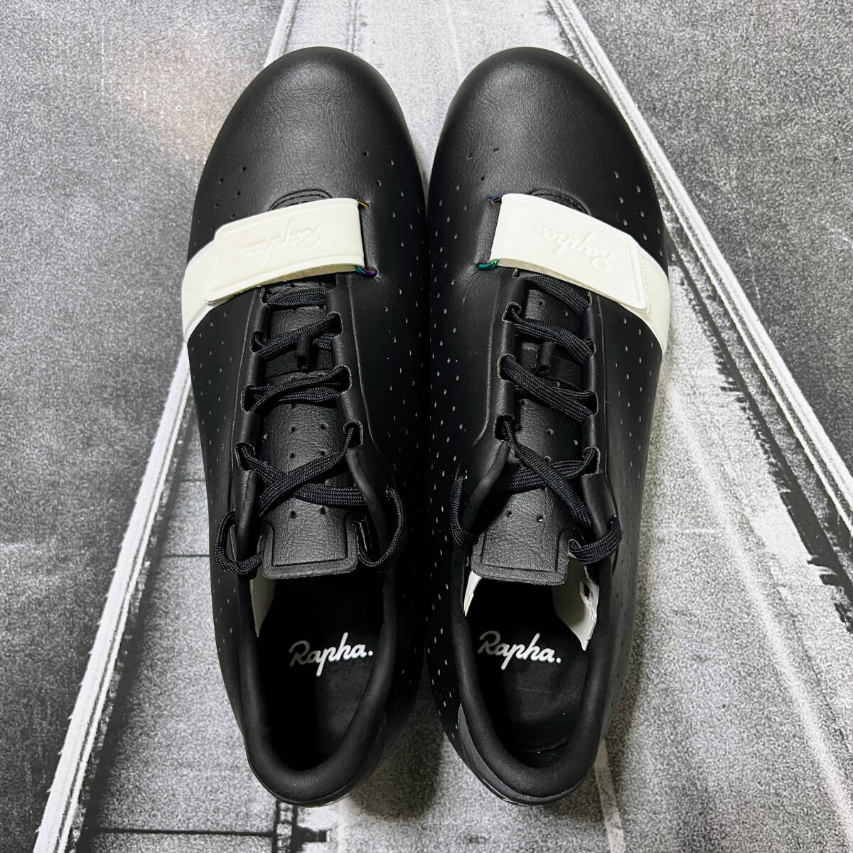 新品 Rapha Classic Shoes サイズ39 (JP 25cm) ラファ クラシック シューズ SPD-SL 3穴 カーボンソール_画像3