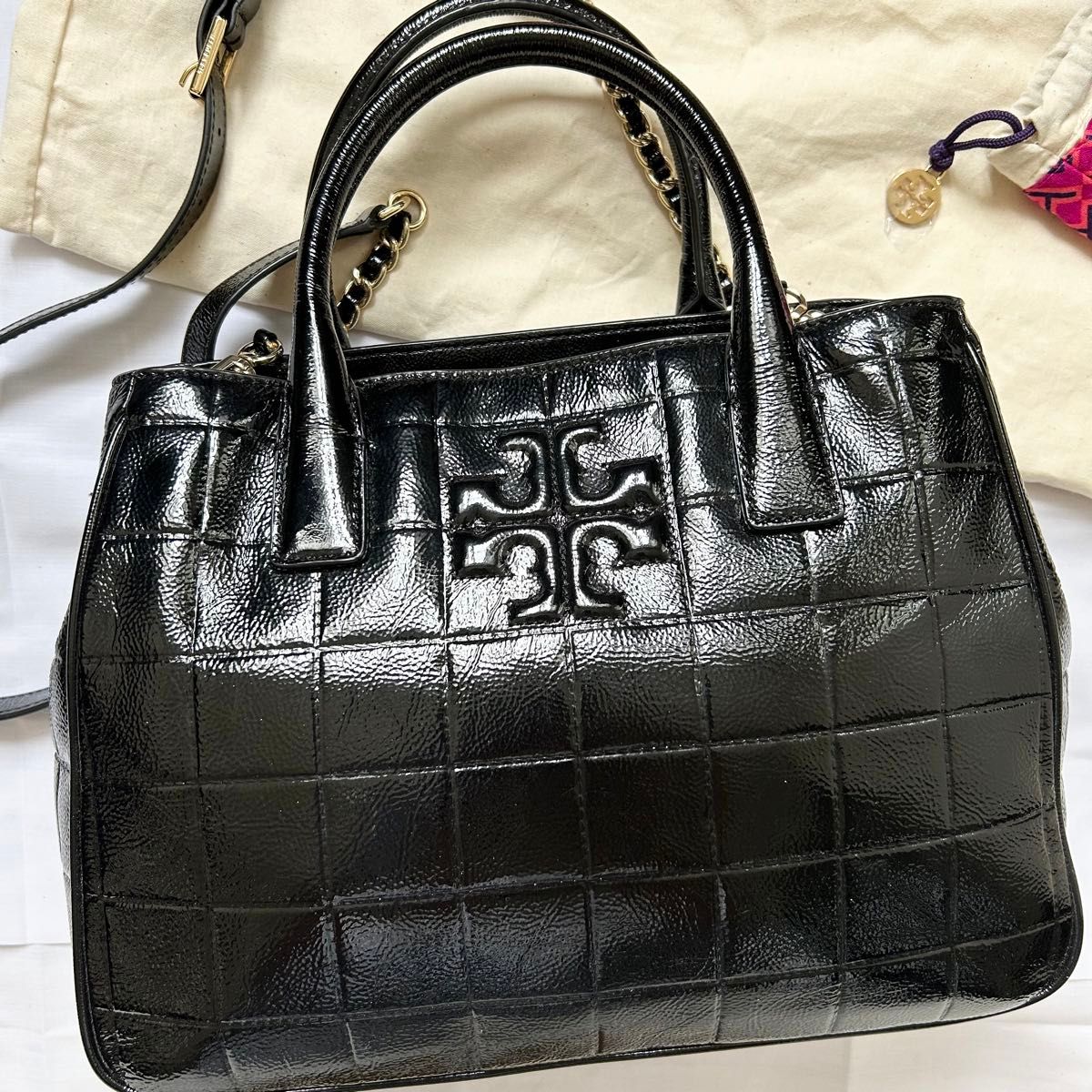 極美品 2way トリーバーチ ショルダーバッグ 黒 クロコ型押し 極美品 2way トリーバーチ ショルダーバッグ 黒 クロコ型押し