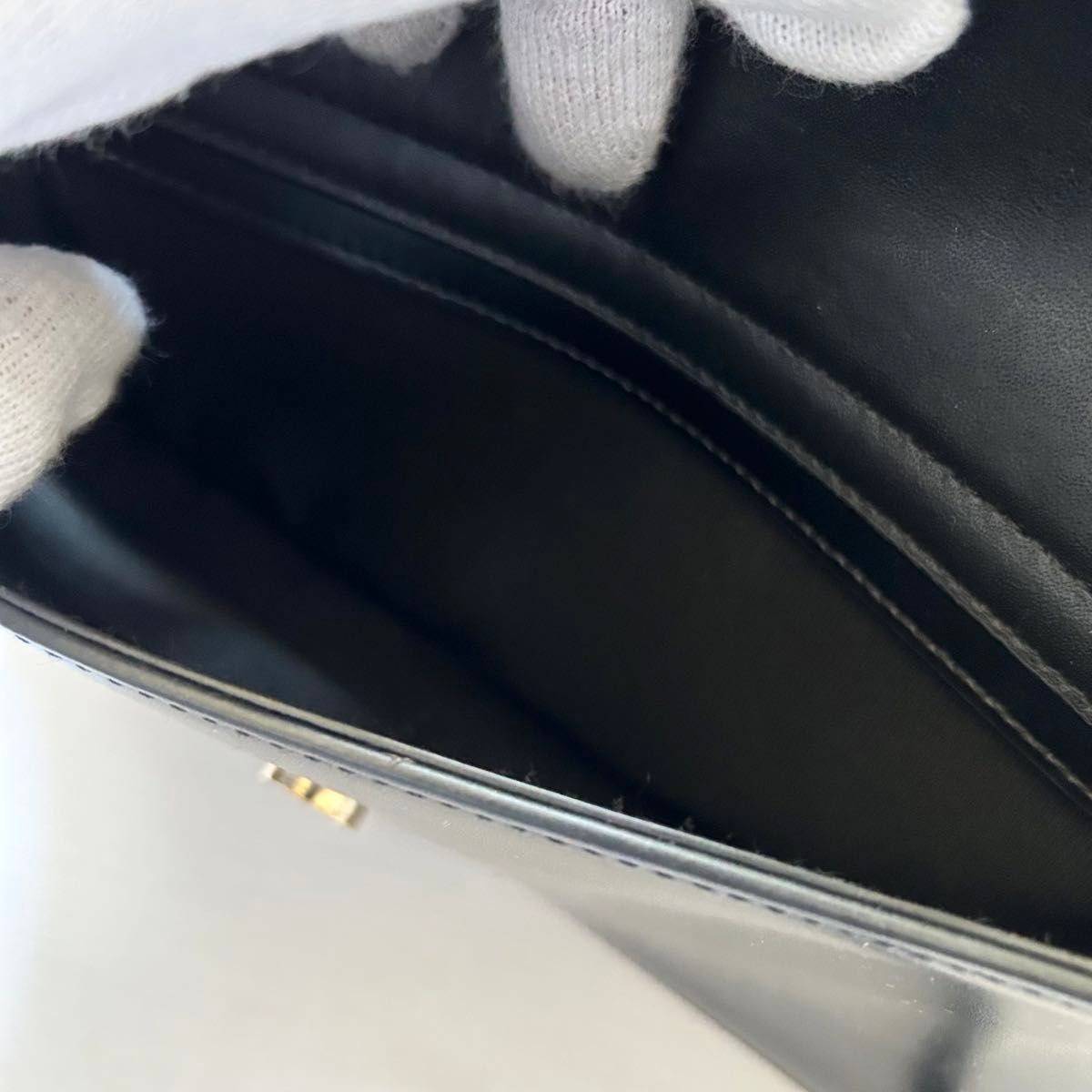 極美品 FURLA ショルダーバッグ 現行 レザー 黒 ブラック 極美品 FURLA ショルダーバッグ 現行 レザー 黒 ブラック