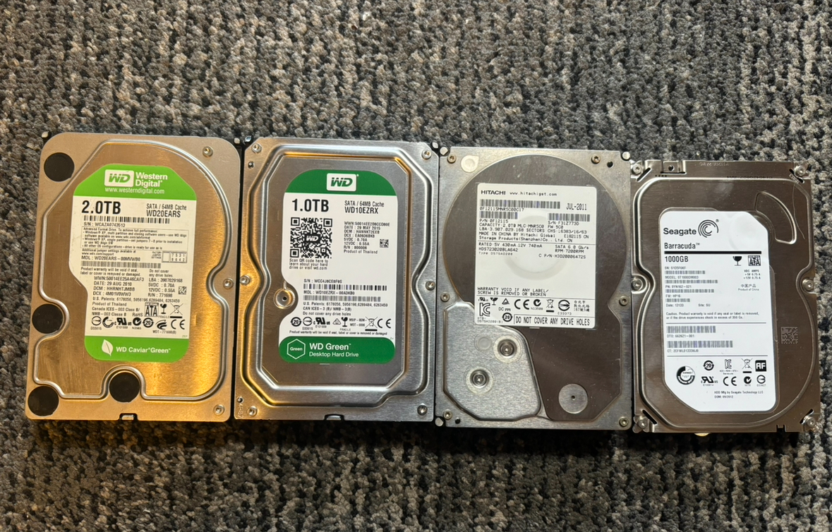 HDD 1T 2T etc. WD HITACHI SEAGATE various together 