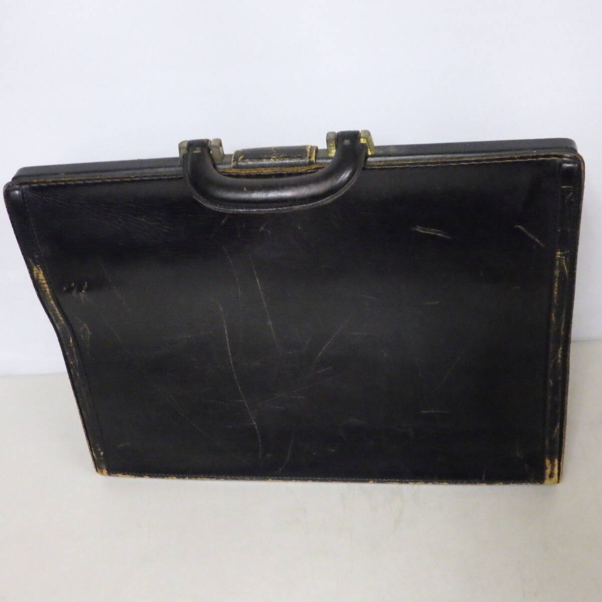 昭和レトロ　手提げ　ブリーフケース　鍵欠品　レザー　ブラック　ビジネスバッグ　サイズ約41×30×14cm程度_画像3