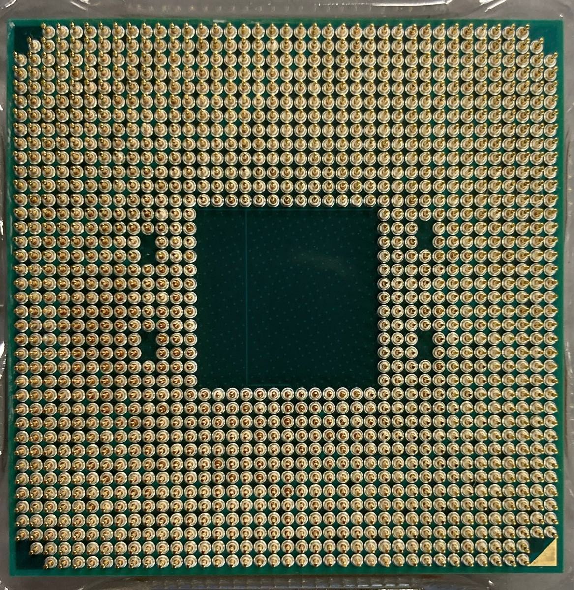 AMD Ryzen7 3700X 本体のみ