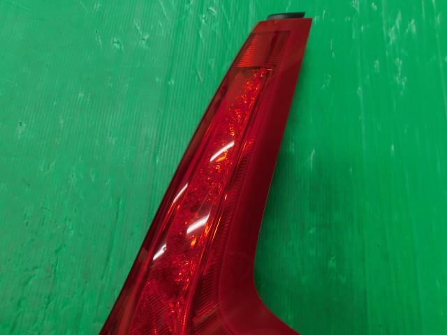  Volvo 60 series DBA-FB4164T right tail lamp V60 T4.B4164T