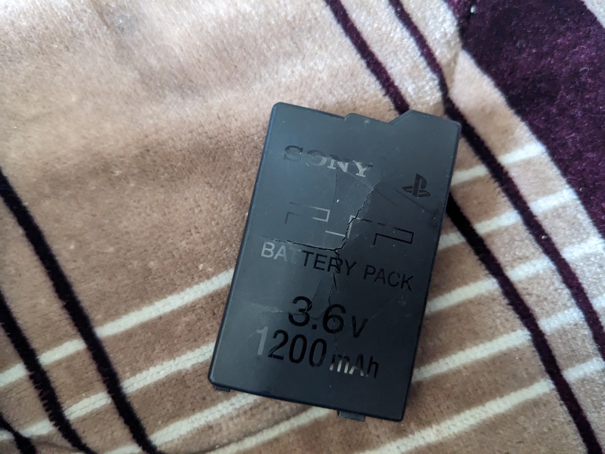 即決 SONY純正 PSP バッテリーパック 1200mAh PSP-S110 膨張ありの画像4