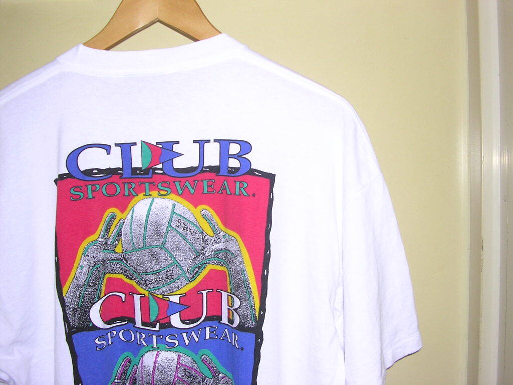 90s USA製 CLUB SPORTSWEAR 1993 Volley イラスト Tシャツ XL 白 vintage old バレー_画像1