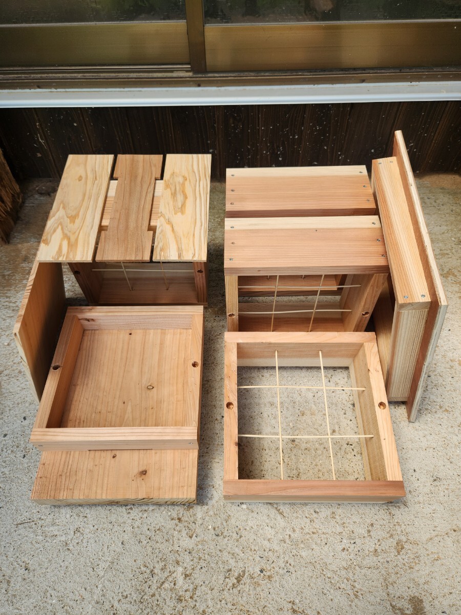 大工OB作製・日本蜜蜂４段重箱式巣箱、ミツバチ、柾目使用（焼き無し）の画像2