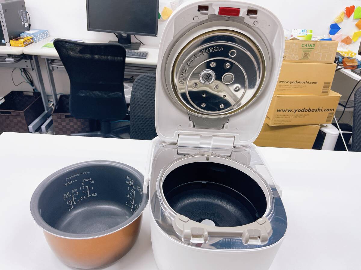 SR-MPW101 W パナソニック Panasonic 可変圧力IHジャー 炊飯器 (5.5合炊き)　2022年製 通電確認済み 動作品（ス155）_画像6