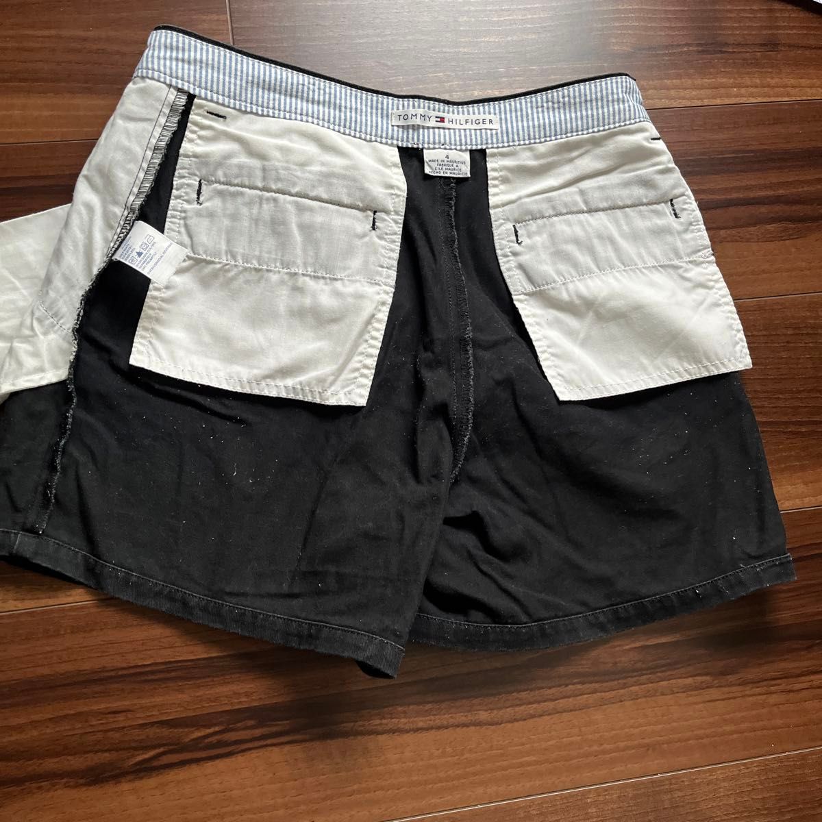 ショートパンツ　TOMMY HILFIGER サイズ4 中古品 