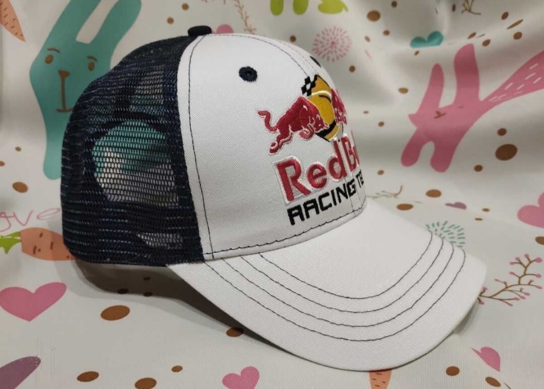  повторное поступление! Red Bull прохладный дизайн колпак! # Perez #feru старт  авторучка # угол рисовое поле ..#RedBull# licca rudo