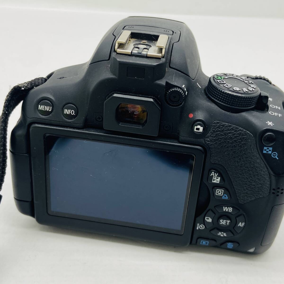 (27336)□Canon(キヤノン) デジタル一眼レフカメラ EOS Kiss X7i DS126431 中古品_画像4