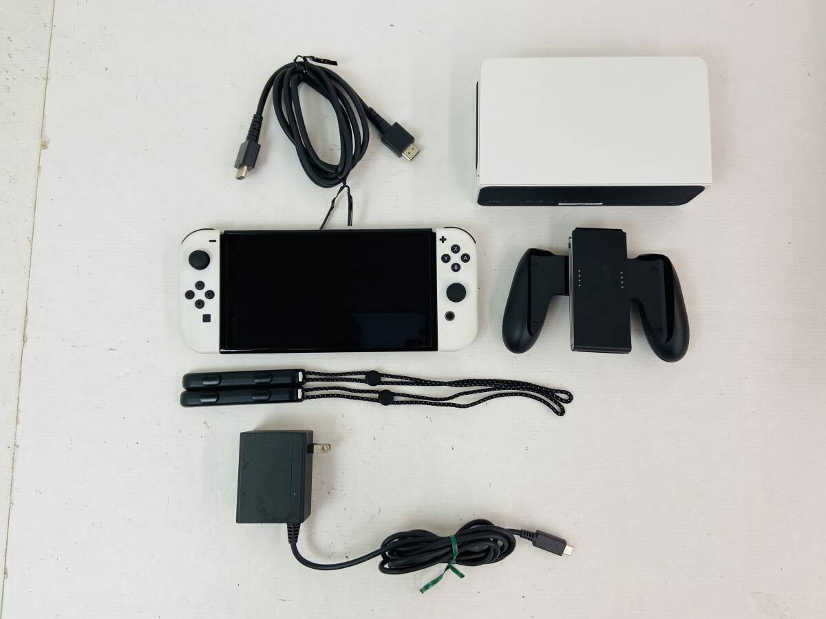 (26925) ■ Nintendo Switch 有機ELモデル ホワイト　※基本動作確認済　中古品_画像4
