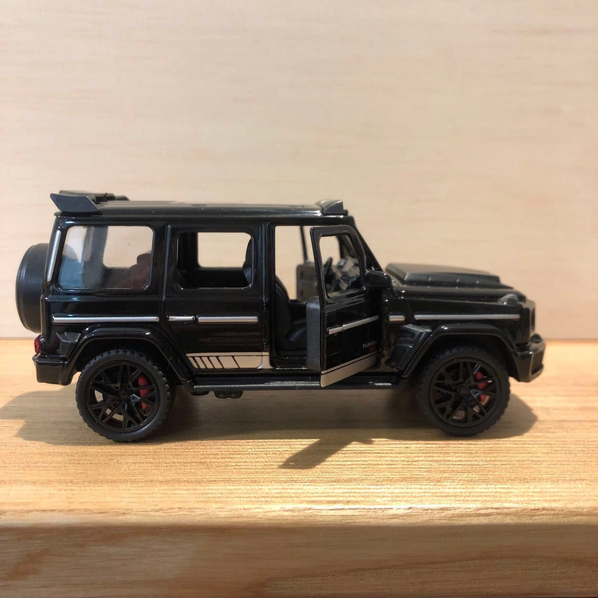 1/36　メルセデスベンツ AMG G63 ミニカー ゲレンデ Gクラス　黒