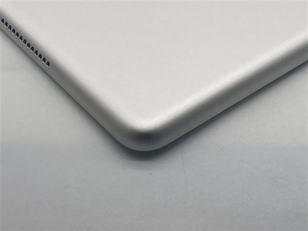 iPad 9.7インチ 第5世代[32GB] Wi-Fiモデル シルバー【安心保 …_画像5