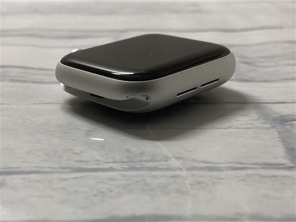 SE 第1世代[40mm GPS]アルミニウム 各色 Apple Watch A2351【 …_画像8